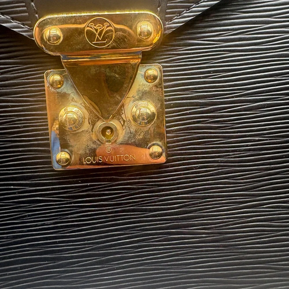Louis Vuitton Epi Serviette Fermoir Briefcase Black Leather Gold Lock